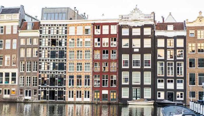 Waar vind ik vacatures in Amsterdam?