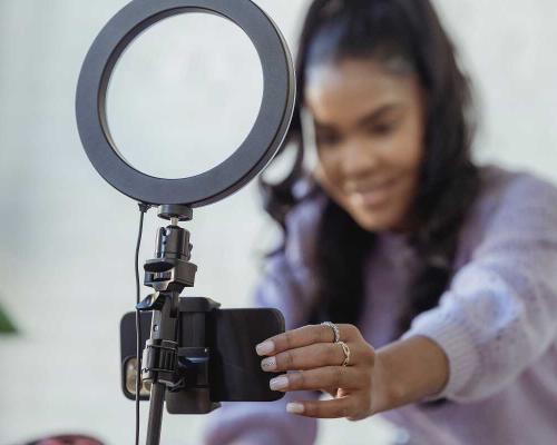 Social media specialist